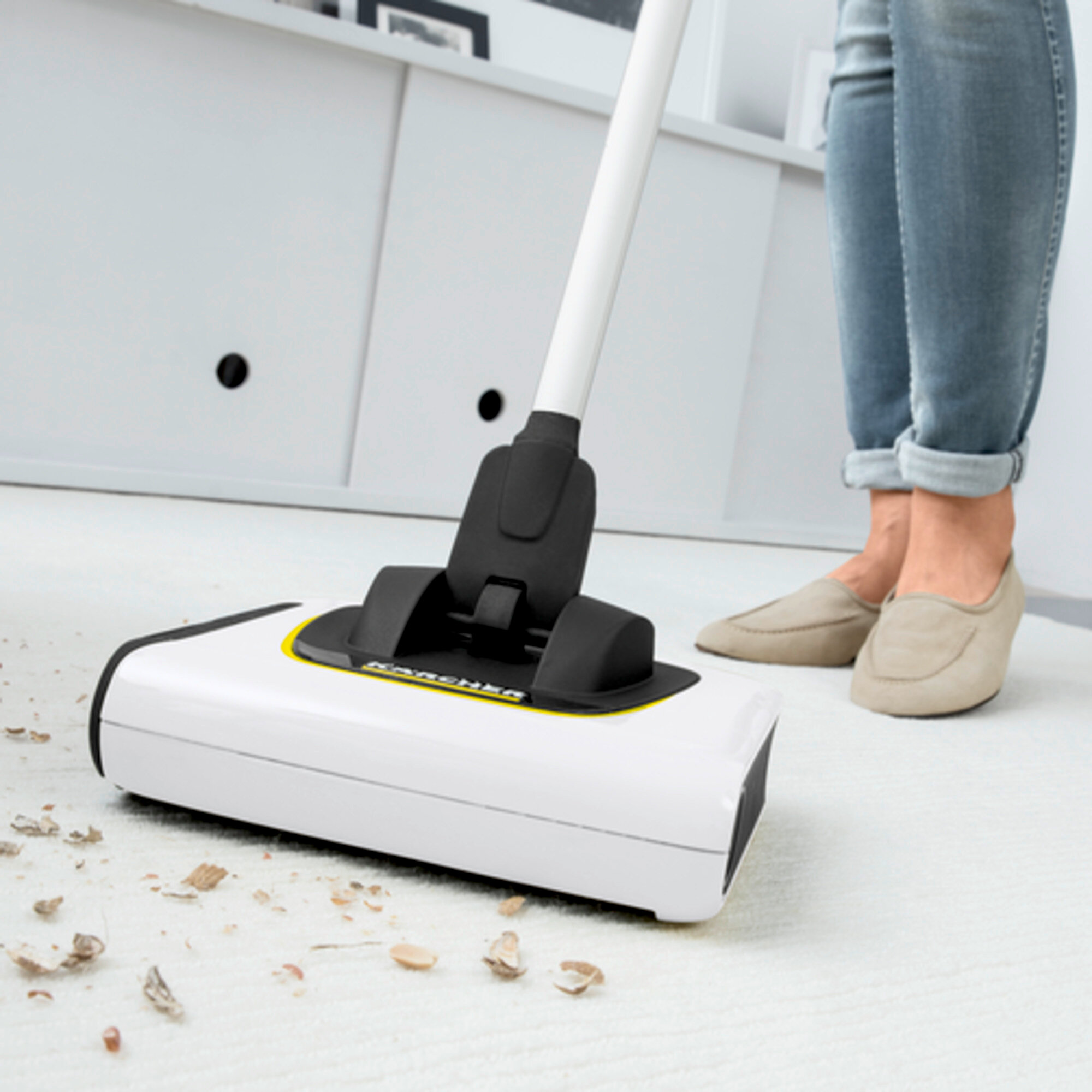 Акумуляторний електровіник KB 5: Адаптивна Технологія прибирання Керхер (KARCHER Adaptive Cleaning System)