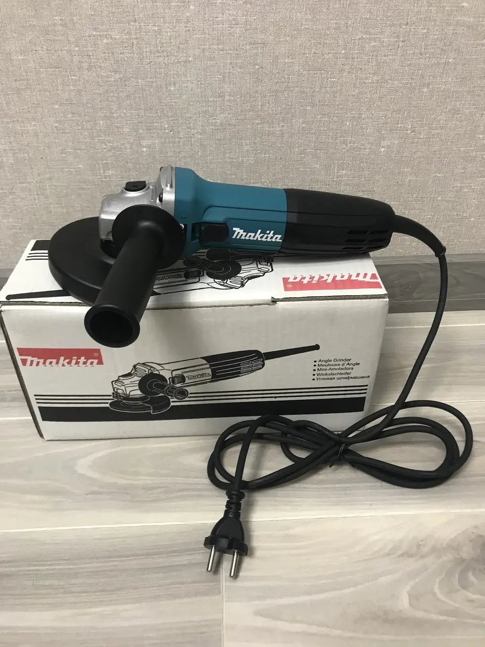 ФОТО КАРТИНКИ ЗОБРАЖЕННЯ Болгарка MAKITA GA5030 РОЗДРІБ ОПТ ГУРТ ГУРТОМ ОПТОМ! З ЄВРОПИ! ЯКІСТЬ! Купити Львів Характеристики Ціна Оплата Доставка "БОГОДАР" ІНТЕРНЕТ-МАГАЗИН Огляд Рейтинг Порівняння Як вибрати Якісний
