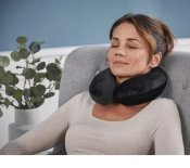 ФОТО КАРТИНКИ ЗОБРАЖЕННЯ Дорожня подушка під шию LIVARNO HOME чорна IAN463703-3 РОЗДРІБ ОПТ ГУРТ ГУРТОМ ОПТОМ! З ЄВРОПИ! ЯКІСТЬ! Купити Львів Характеристики Ціна Оплата Доставка "БОГОДАР" ІНТЕРНЕТ-МАГАЗИН Огляд Рейтинг Порівняння Як вибрати Якісний