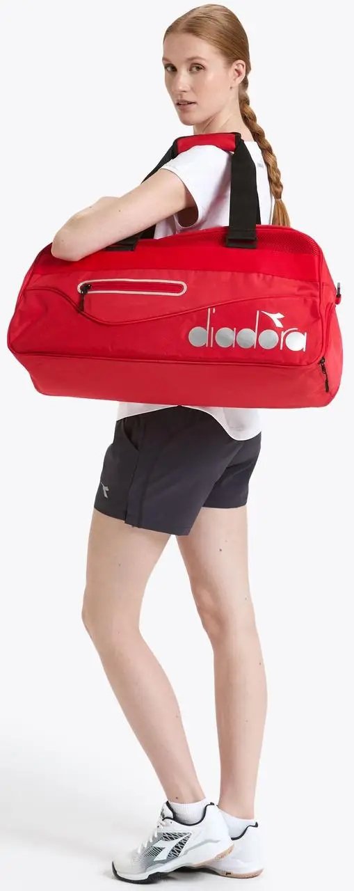 ФОТО КАРТИНКИ ЗОБРАЖЕННЯ Спортивна сумка 55L DIADORA BAG TENNIS 55L 103.172620 РОЗДРІБ ОПТ ГУРТ ГУРТОМ ОПТОМ! З ЄВРОПИ! ЯКІСТЬ! Купити Львів Характеристики Ціна Оплата Доставка "БОГОДАР" ІНТЕРНЕТ-МАГАЗИН Огляд Рейтинг Порівняння Як вибрати Якісний