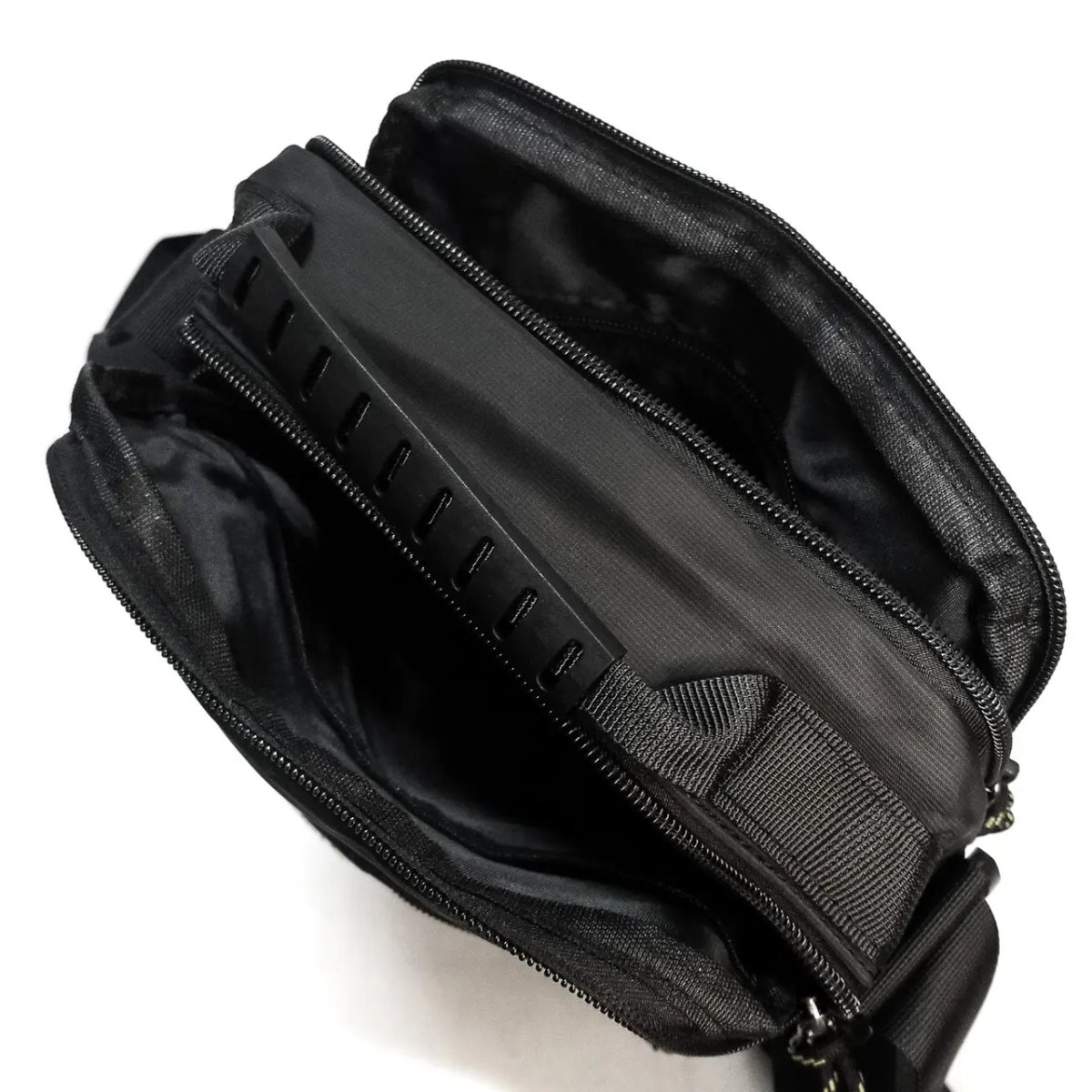 ФОТО КАРТИНКИ ЗОБРАЖЕННЯ Сумка чоловіча планшет LANPAD чорна LAN3788 black РОЗДРІБ ОПТ ГУРТ ГУРТОМ ОПТОМ! З ЄВРОПИ! ЯКІСТЬ! Купити Львів Характеристики Ціна Оплата Доставка "БОГОДАР" ІНТЕРНЕТ-МАГАЗИН Огляд Рейтинг Порівняння Як вибрати Якісний