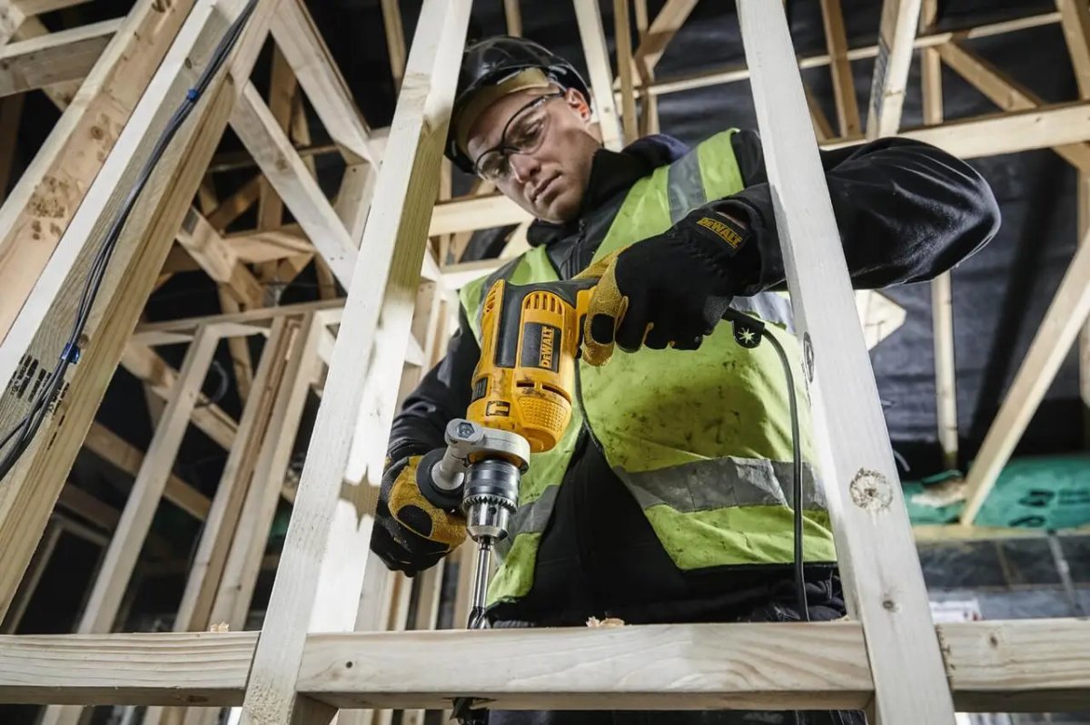 ФОТО КАРТИНКИ ЗОБРАЖЕННЯ Дриль мережева ударна DEWALT DWD024 РОЗДРІБ ОПТ ГУРТ ГУРТОМ ОПТОМ! З ЄВРОПИ! ЯКІСТЬ! Купити Львів Характеристики Ціна Оплата Доставка "БОГОДАР" ІНТЕРНЕТ-МАГАЗИН Огляд Рейтинг Порівняння Як вибрати Якісний