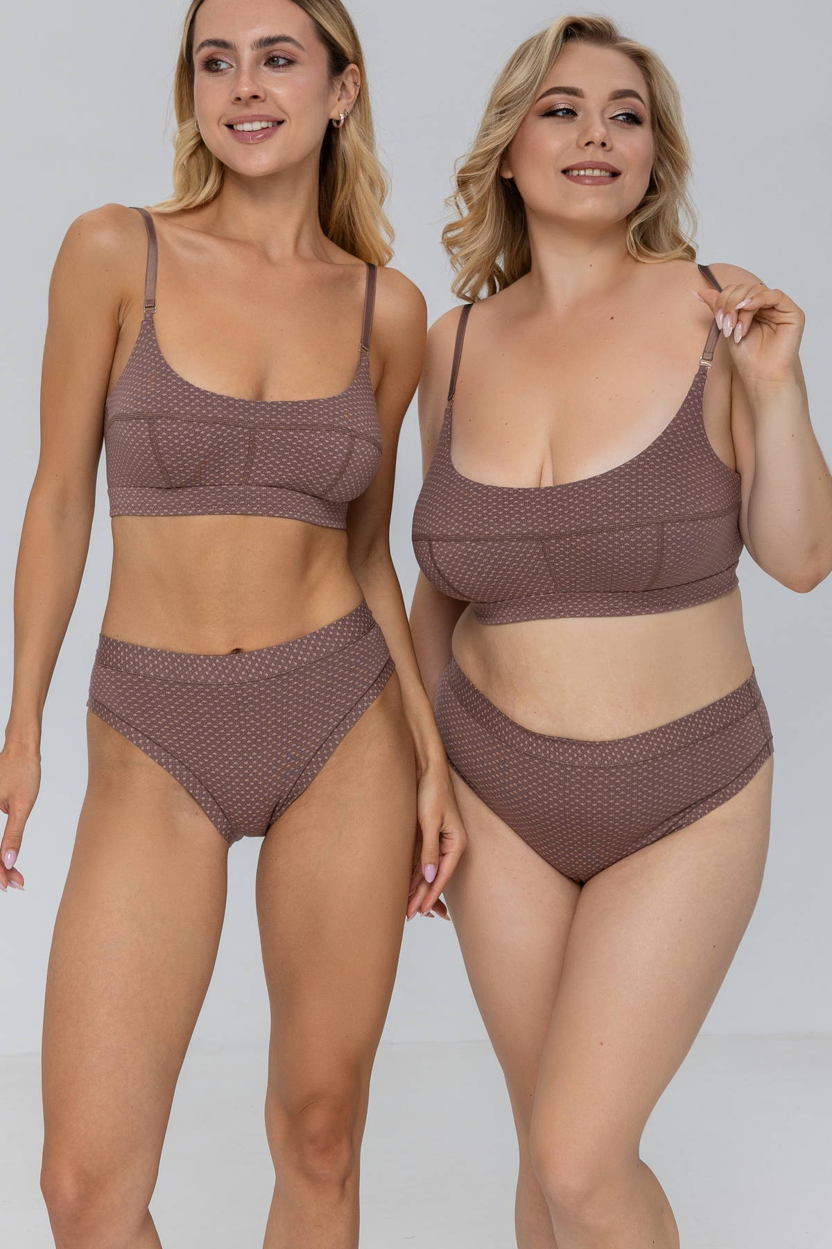 ФОТО КАРТИНКИ ЗОБРАЖЕННЯ Бавовняний бралет без кісточок LUNELLE TOTALFIT T53-KHLP166-2XL 2XL Коричневий РОЗДРІБ ОПТ ГУРТ ГУРТОМ ОПТОМ! З ЄВРОПИ! ЯКІСТЬ! Купити Львів Характеристики Ціна Оплата Доставка "БОГОДАР" ІНТЕРНЕТ-МАГАЗИН Огляд Рейтинг Порівняння Як вибрати Якісний
