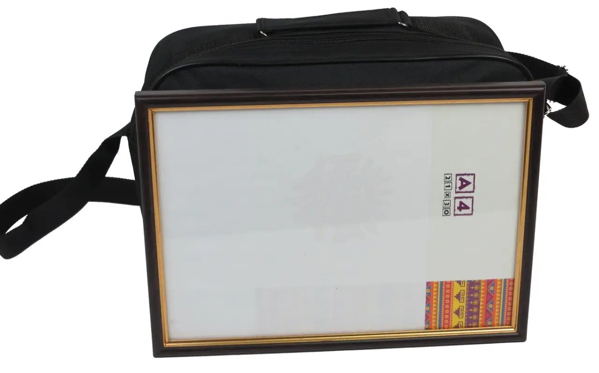 ФОТО КАРТИНКИ ЗОБРАЖЕННЯ Чоловіча сумка WALLABY з поліестеру 2611 РОЗДРІБ ОПТ ГУРТ ГУРТОМ ОПТОМ! З ЄВРОПИ! ЯКІСТЬ! Купити Львів Характеристики Ціна Оплата Доставка "БОГОДАР" ІНТЕРНЕТ-МАГАЗИН Огляд Рейтинг Порівняння Як вибрати Якісний