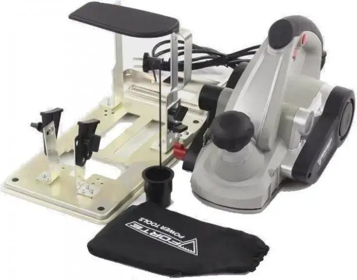 ФОТО КАРТИНКИ ЗОБРАЖЕННЯ Електричний ручний рубанок (фуганок) FORTE P 3-110 TP : 1200 Вт, ширина 110мм, глибина 3,5 мм, 15000 об/хв РОЗДРІБ ОПТ ГУРТ ГУРТОМ ОПТОМ! З ЄВРОПИ! ЯКІСТЬ! Купити Львів Характеристики Ціна Оплата Доставка "БОГОДАР" ІНТЕРНЕТ-МАГАЗИН Огляд Рейтинг Порівняння Як вибрати Якісний