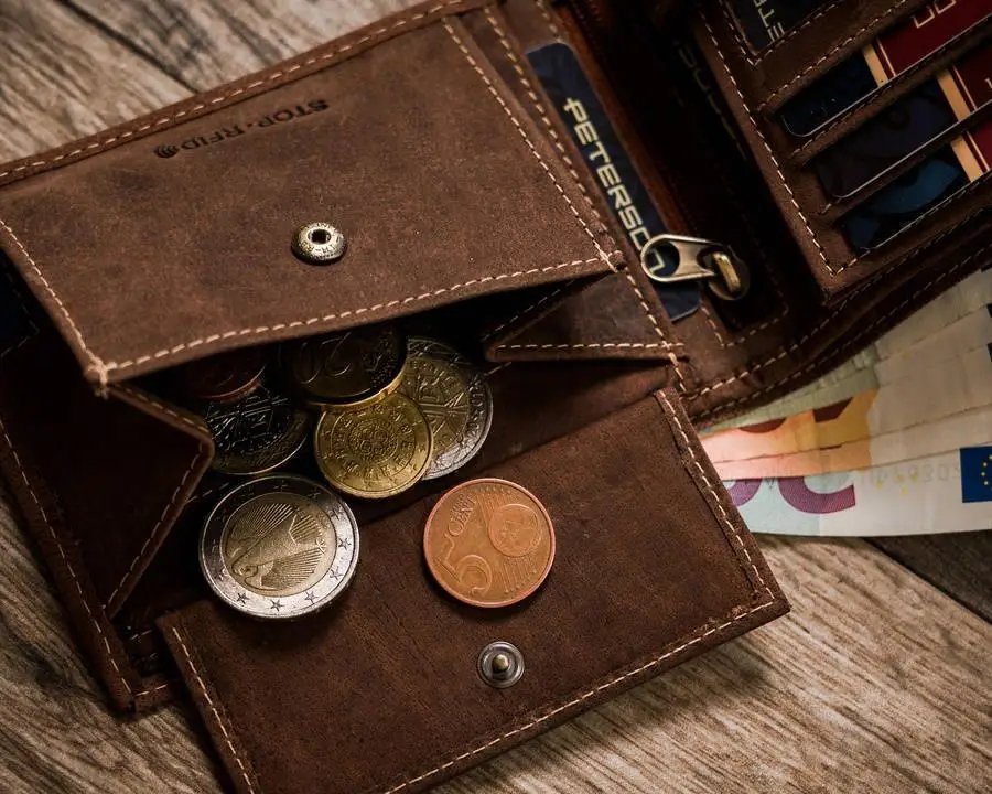 ФОТО КАРТИНКИ ЗОБРАЖЕННЯ Чоловіче шкіряне портмоне коричневе PETERSON в подарунковій упаковці 304PUPUAHU РОЗДРІБ ОПТ ГУРТ ГУРТОМ ОПТОМ! З ЄВРОПИ! ЯКІСТЬ! Купити Львів Характеристики Ціна Оплата Доставка "БОГОДАР" ІНТЕРНЕТ-МАГАЗИН Огляд Рейтинг Порівняння Як вибрати Якісний