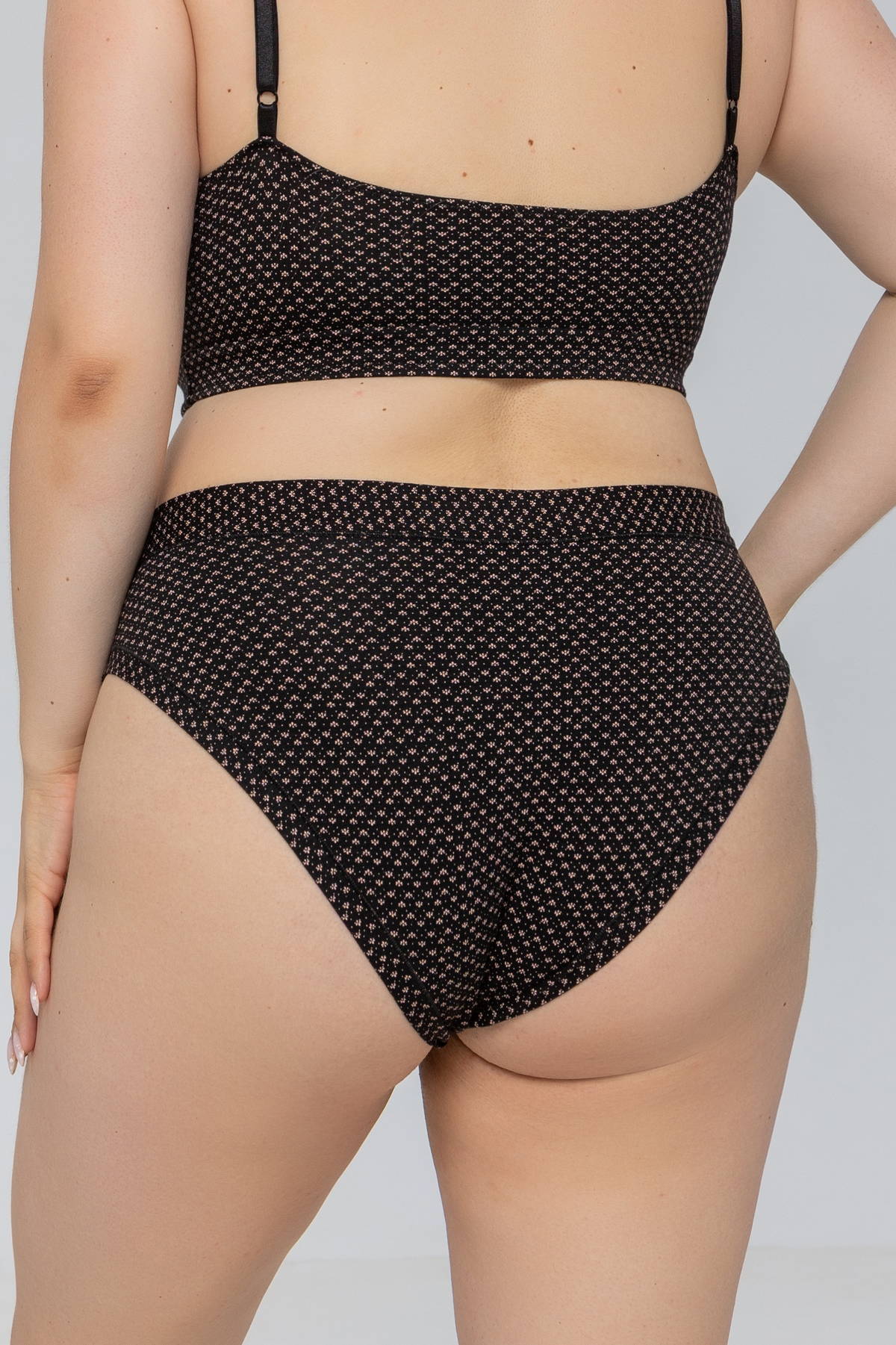 ФОТО КАРТИНКИ ЗОБРАЖЕННЯ Бавовняні сліпи з високою посадкою LUNELLE TOTALFIT TR9-KHLP165-S S Чорний РОЗДРІБ ОПТ ГУРТ ГУРТОМ ОПТОМ! З ЄВРОПИ! ЯКІСТЬ! Купити Львів Характеристики Ціна Оплата Доставка "БОГОДАР" ІНТЕРНЕТ-МАГАЗИН Огляд Рейтинг Порівняння Як вибрати Якісний