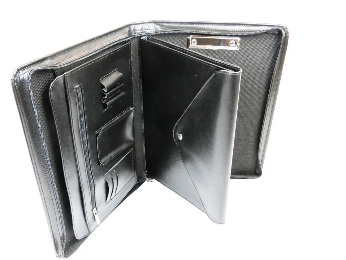 ФОТО КАРТИНКИ ЗОБРАЖЕННЯ Ділова папка Амо під формат А4 з еко шкіри SSBW06 black РОЗДРІБ ОПТ ГУРТ ГУРТОМ ОПТОМ! З ЄВРОПИ! ЯКІСТЬ! Купити Львів Характеристики Ціна Оплата Доставка "БОГОДАР" ІНТЕРНЕТ-МАГАЗИН Огляд Рейтинг Порівняння Як вибрати Якісний