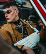 ФОТО КАРТИНКИ ЗОБРАЖЕННЯ Нагрудна сумка, слінг SPRAYGROUND WINGS TO THE FUTURE біла 910B2230NSZ РОЗДРІБ ОПТ ГУРТ ГУРТОМ ОПТОМ! З ЄВРОПИ! ЯКІСТЬ! Купити Львів Характеристики Ціна Оплата Доставка "БОГОДАР" ІНТЕРНЕТ-МАГАЗИН Огляд Рейтинг Порівняння Як вибрати Якісний