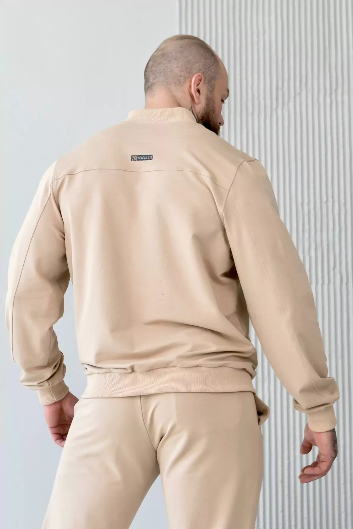 ФОТО КАРТИНКИ ЗОБРАЖЕННЯ Бомбер чоловічий TOTALFIT AM1-LD32-4XL 4XL Капучіно РОЗДРІБ ОПТ ГУРТ ГУРТОМ ОПТОМ! З ЄВРОПИ! ЯКІСТЬ! Купити Львів Характеристики Ціна Оплата Доставка "БОГОДАР" ІНТЕРНЕТ-МАГАЗИН Огляд Рейтинг Порівняння Як вибрати Якісний
