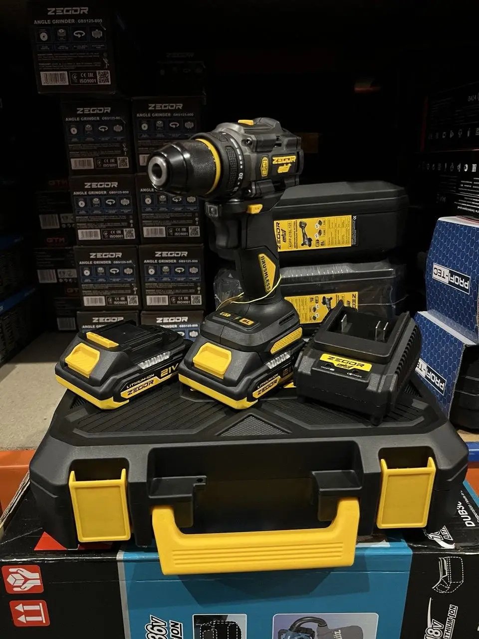 ФОТО КАРТИНКИ ЗОБРАЖЕННЯ Акумуляторний шуруповерт ZEGOR CDPP-21BL (акум 21V 2.0Ah 2шт і зарядка) РОЗДРІБ ОПТ ГУРТ ГУРТОМ ОПТОМ! З ЄВРОПИ! ЯКІСТЬ! Купити Львів Характеристики Ціна Оплата Доставка "БОГОДАР" ІНТЕРНЕТ-МАГАЗИН Огляд Рейтинг Порівняння Як вибрати Якісний