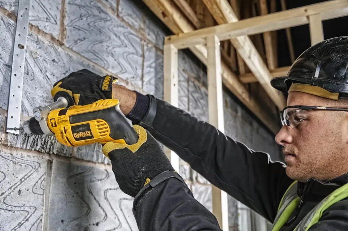 ФОТО КАРТИНКИ ЗОБРАЖЕННЯ Дриль мережева ударна DEWALT DWD024 РОЗДРІБ ОПТ ГУРТ ГУРТОМ ОПТОМ! З ЄВРОПИ! ЯКІСТЬ! Купити Львів Характеристики Ціна Оплата Доставка "БОГОДАР" ІНТЕРНЕТ-МАГАЗИН Огляд Рейтинг Порівняння Як вибрати Якісний