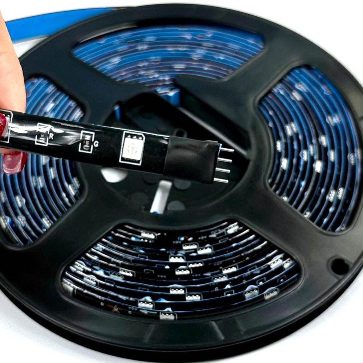 ФОТО КАРТИНКИ ЗОБРАЖЕННЯ Комплект стрічка лента COBA 5050 USB 5 метрів LED RGB SMD різнокольорова світлодіодна + Контролер + Пульт РОЗДРІБ ОПТ ГУРТ ГУРТОМ ОПТОМ! З ЄВРОПИ! ЯКІСТЬ! Купити Львів Характеристики Ціна Оплата Доставка "БОГОДАР" ІНТЕРНЕТ-МАГАЗИН Огляд Рейтинг Порівняння Як вибрати Якісний