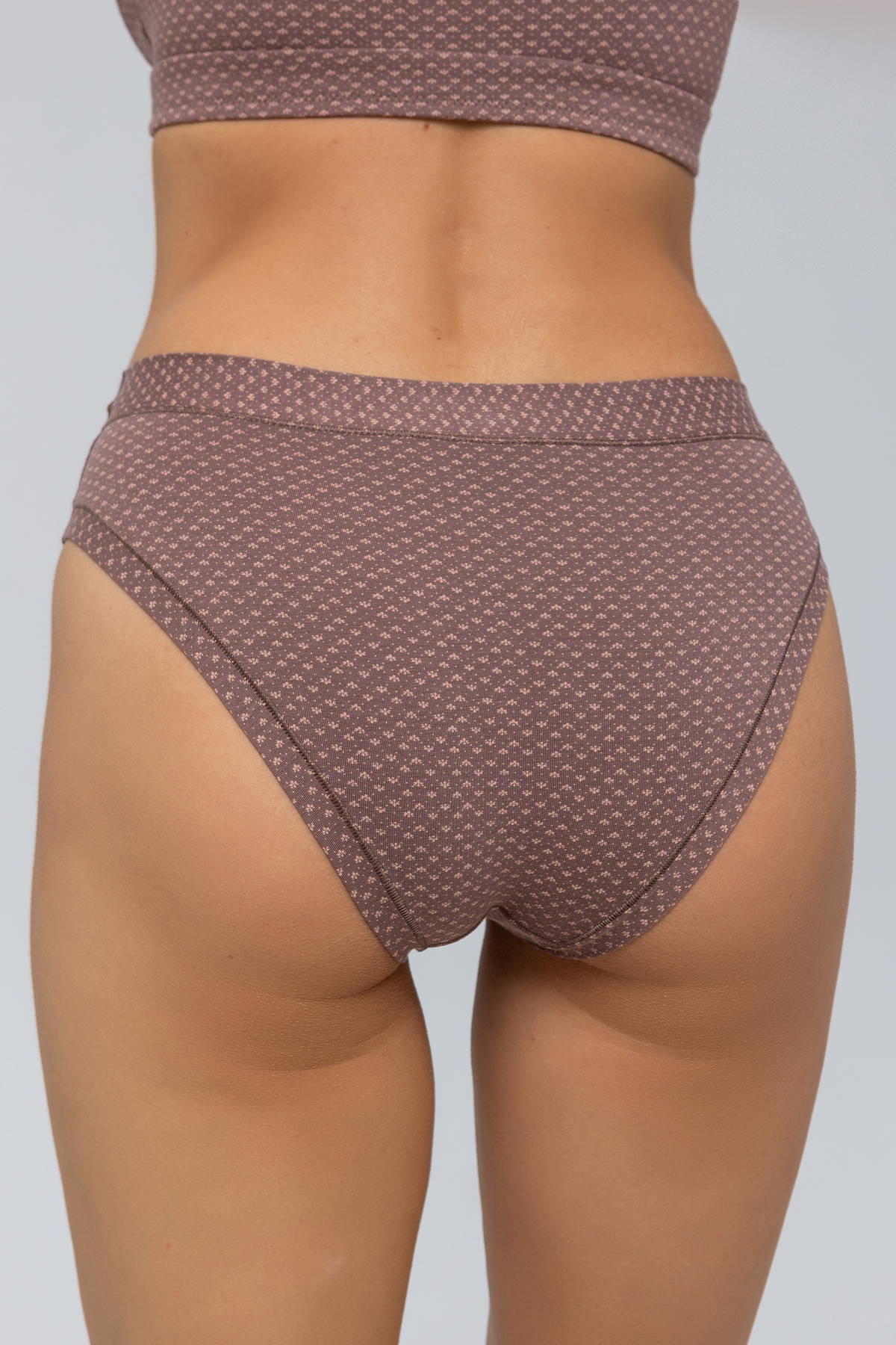 ФОТО КАРТИНКИ ЗОБРАЖЕННЯ Бавовняні сліпи з високою посадкою LUNELLE TOTALFIT TR9-KHLP166-2XL 2XL Коричневий РОЗДРІБ ОПТ ГУРТ ГУРТОМ ОПТОМ! З ЄВРОПИ! ЯКІСТЬ! Купити Львів Характеристики Ціна Оплата Доставка "БОГОДАР" ІНТЕРНЕТ-МАГАЗИН Огляд Рейтинг Порівняння Як вибрати Якісний
