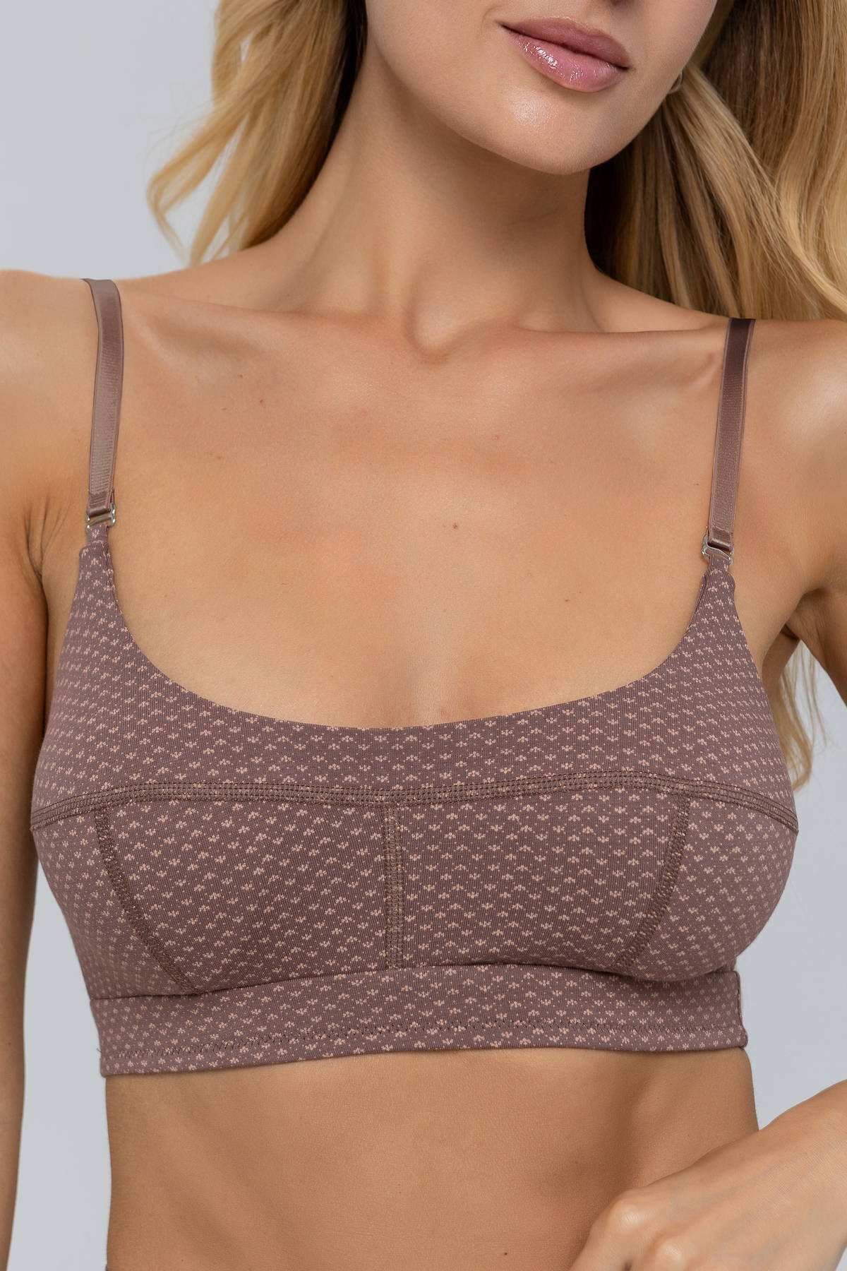 ФОТО КАРТИНКИ ЗОБРАЖЕННЯ Бавовняний бралет без кісточок LUNELLE TOTALFIT T53-KHLP166-2XL 2XL Коричневий РОЗДРІБ ОПТ ГУРТ ГУРТОМ ОПТОМ! З ЄВРОПИ! ЯКІСТЬ! Купити Львів Характеристики Ціна Оплата Доставка "БОГОДАР" ІНТЕРНЕТ-МАГАЗИН Огляд Рейтинг Порівняння Як вибрати Якісний