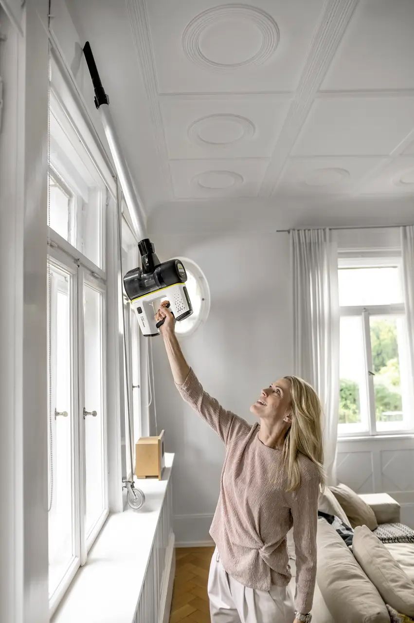 ФОТО КАРТИНКИ ЗОБРАЖЕННЯ Потужний акумуляторний пилосос KARCHER VC 7 Cordless yourMax (1.198-710.0) РОЗДРІБ ОПТ ГУРТ ГУРТОМ ОПТОМ! З ЄВРОПИ! ЯКІСТЬ! Купити Львів Характеристики Ціна Оплата Доставка "БОГОДАР" ІНТЕРНЕТ-МАГАЗИН Огляд Рейтинг Порівняння Як вибрати Якісний