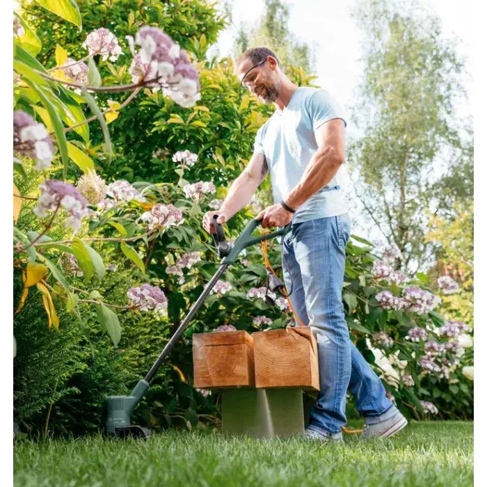 ФОТО КАРТИНКИ ЗОБРАЖЕННЯ Потужній тример електричний садовий для трави BOSCH EasyGrassCut 26 : 280 Вт, 12500 об/хв, волосінь, 26 см РОЗДРІБ ОПТ ГУРТ ГУРТОМ ОПТОМ! З ЄВРОПИ! ЯКІСТЬ! Купити Львів Характеристики Ціна Оплата Доставка "БОГОДАР" ІНТЕРНЕТ-МАГАЗИН Огляд Рейтинг Порівняння Як вибрати Якісний