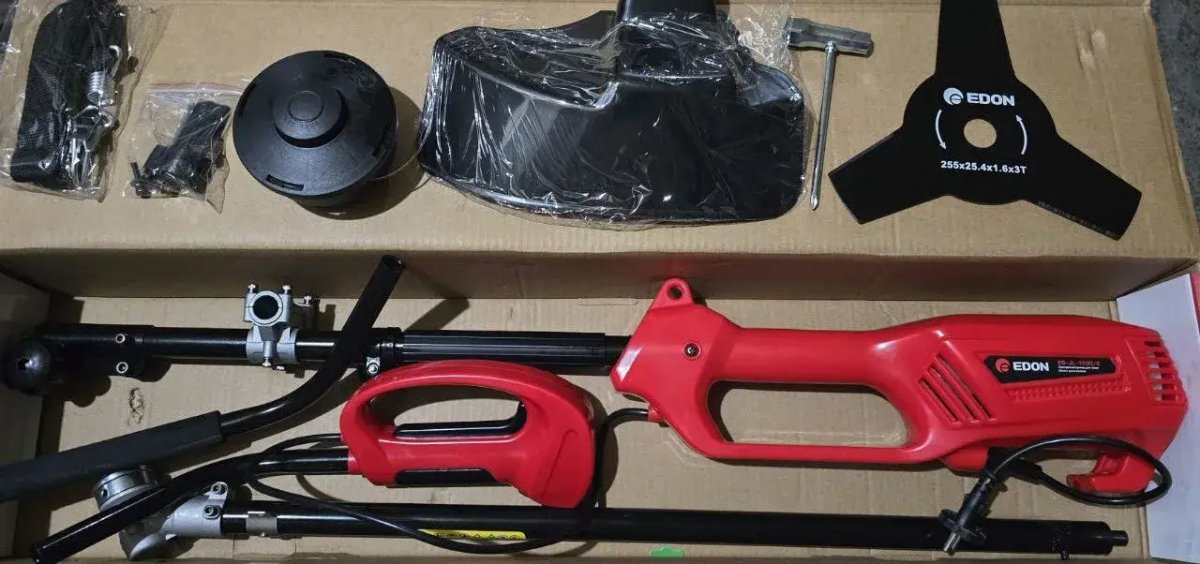 ФОТО КАРТИНКИ ЗОБРАЖЕННЯ Потужній тример електричний садовий для трави EDON ED-JL-1500/2 : 1500 Вт, скошування 380 мм (ED-JL-1500/2) РОЗДРІБ ОПТ ГУРТ ГУРТОМ ОПТОМ! З ЄВРОПИ! ЯКІСТЬ! Купити Львів Характеристики Ціна Оплата Доставка "БОГОДАР" ІНТЕРНЕТ-МАГАЗИН Огляд Рейтинг Порівняння Як вибрати Якісний