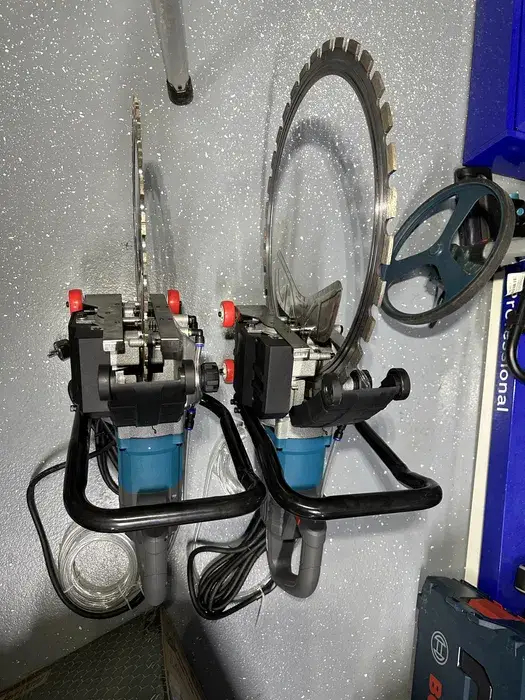 ФОТО КАРТИНКИ ЗОБРАЖЕННЯ Потужна кільцева пила для різання бетону PROFI-TEC EdgeSaw E6200 : 6200 Вт, диск 410 мм (007652) РОЗДРІБ ОПТ ГУРТ ГУРТОМ ОПТОМ! З ЄВРОПИ! ЯКІСТЬ! Купити Львів Характеристики Ціна Оплата Доставка "БОГОДАР" ІНТЕРНЕТ-МАГАЗИН Огляд Рейтинг Порівняння Як вибрати Якісний