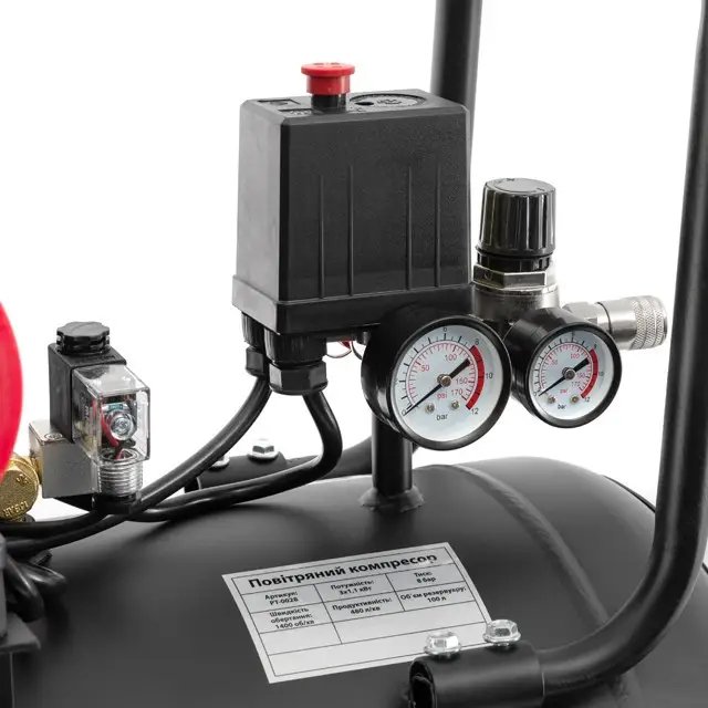 ФОТО КАРТИНКИ ЗОБРАЖЕННЯ Компресор INTERTOOL PT-0028,100 л, 3x1.1 квт, 220В, 8атм, 480 л/хв, 1400 об/хв, безмасляний, 6 циліндрів РОЗДРІБ ОПТ ГУРТ ГУРТОМ ОПТОМ! З ЄВРОПИ! ЯКІСТЬ! Купити Львів Характеристики Ціна Оплата Доставка "БОГОДАР" ІНТЕРНЕТ-МАГАЗИН Огляд Рейтинг Порівняння Як вибрати Якісний
