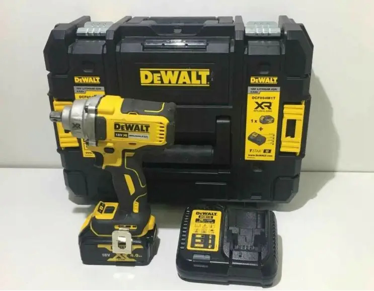 ФОТО КАРТИНКИ ЗОБРАЖЕННЯ Гайковерт ударний акумуляторний безщітковий DEWALT DCF894P2: 580Вт, 447Нм, 18В х 2шт. 5А/ч, 900/2000 об/хв. РОЗДРІБ ОПТ ГУРТ ГУРТОМ ОПТОМ! З ЄВРОПИ! ЯКІСТЬ! Купити Львів Характеристики Ціна Оплата Доставка "БОГОДАР" ІНТЕРНЕТ-МАГАЗИН Огляд Рейтинг Порівняння Як вибрати Якісний