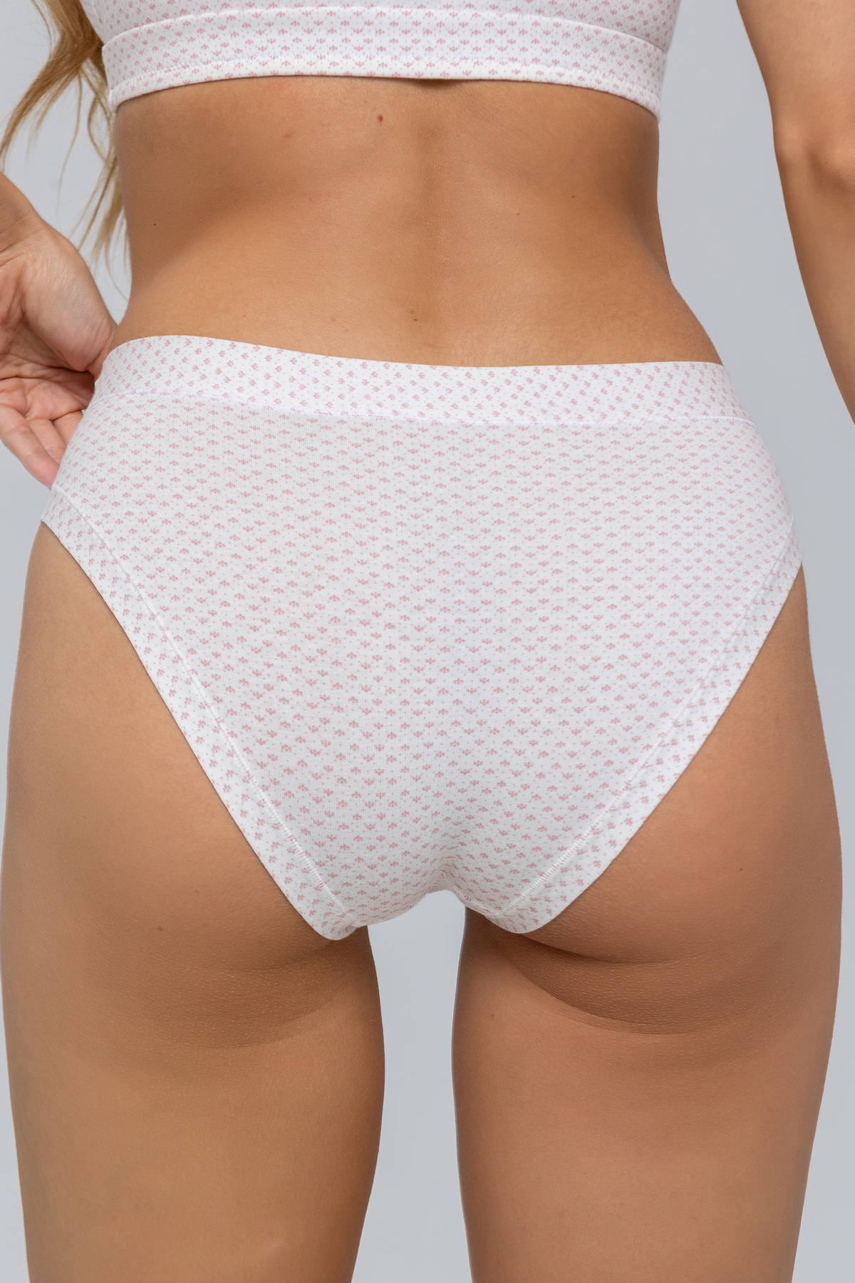 ФОТО КАРТИНКИ ЗОБРАЖЕННЯ Бавовняні сліпи з високою посадкою LUNELLE TOTALFIT TR9-KHLP164-2XL 2XL Білий РОЗДРІБ ОПТ ГУРТ ГУРТОМ ОПТОМ! З ЄВРОПИ! ЯКІСТЬ! Купити Львів Характеристики Ціна Оплата Доставка "БОГОДАР" ІНТЕРНЕТ-МАГАЗИН Огляд Рейтинг Порівняння Як вибрати Якісний