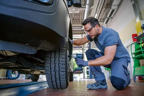 ФОТО КАРТИНКИ ЗОБРАЖЕННЯ Професійний акумуляторний ударний гайковерт BOSCH PROFESSIONAL GDS 18V-450 PC : без АКБ, 450 Hm, 2300 об/хв, 3300 уд/хв РОЗДРІБ ОПТ ГУРТ ГУРТОМ ОПТОМ! З ЄВРОПИ! ЯКІСТЬ! Купити Львів Характеристики Ціна Оплата Доставка "БОГОДАР" ІНТЕРНЕТ-МАГАЗИН Огляд Рейтинг Порівняння Як вибрати Якісний