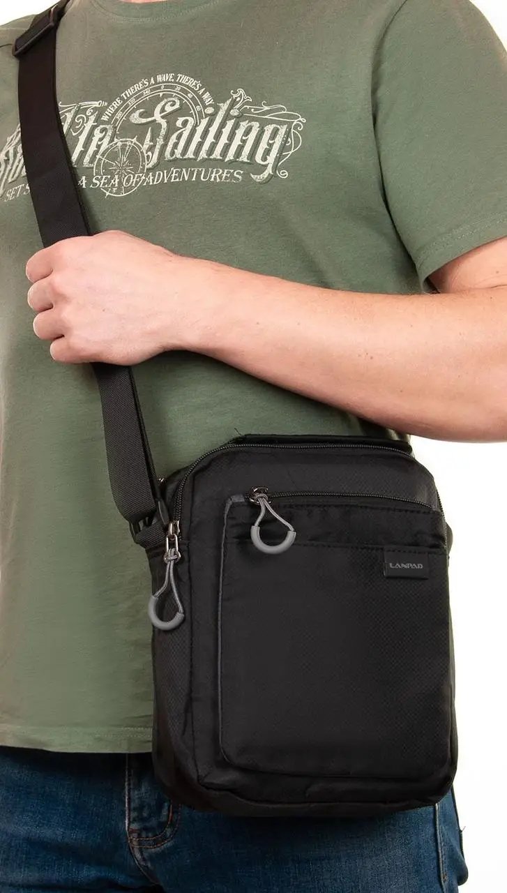ФОТО КАРТИНКИ ЗОБРАЖЕННЯ Чоловіча плечова сумка LANPAD тканинна, чорний LAN53219 black РОЗДРІБ ОПТ ГУРТ ГУРТОМ ОПТОМ! З ЄВРОПИ! ЯКІСТЬ! Купити Львів Характеристики Ціна Оплата Доставка "БОГОДАР" ІНТЕРНЕТ-МАГАЗИН Огляд Рейтинг Порівняння Як вибрати Якісний