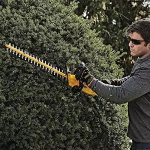ФОТО КАРТИНКИ ЗОБРАЖЕННЯ Кущоріз акумуляторний DEWALT DCM563P1 з АКБ 18V 5.0Ah (DCM563P1) РОЗДРІБ ОПТ ГУРТ ГУРТОМ ОПТОМ! З ЄВРОПИ! ЯКІСТЬ! Купити Львів Характеристики Ціна Оплата Доставка "БОГОДАР" ІНТЕРНЕТ-МАГАЗИН Огляд Рейтинг Порівняння Як вибрати Якісний