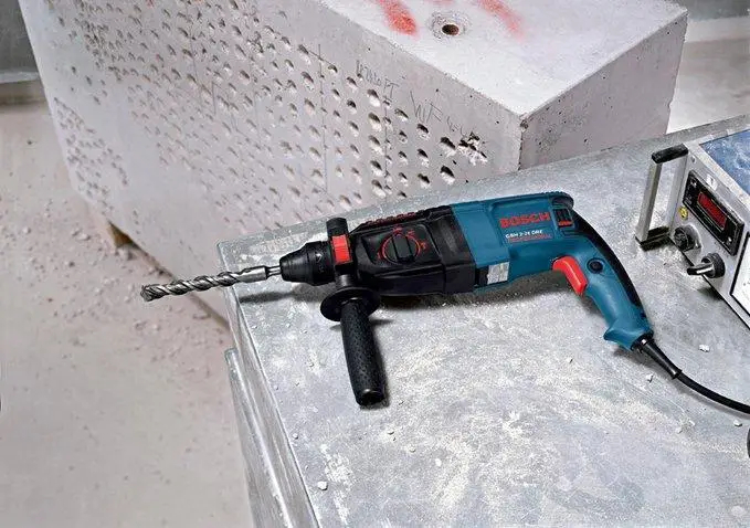 ФОТО КАРТИНКИ ЗОБРАЖЕННЯ Потужний прямий перфоратор BOSCH GBH 2-26 DRE : 2.7 Дж, 800 Вт, (0611253708) РОЗДРІБ ОПТ ГУРТ ГУРТОМ ОПТОМ! З ЄВРОПИ! ЯКІСТЬ! Купити Львів Характеристики Ціна Оплата Доставка "БОГОДАР" ІНТЕРНЕТ-МАГАЗИН Огляд Рейтинг Порівняння Як вибрати Якісний