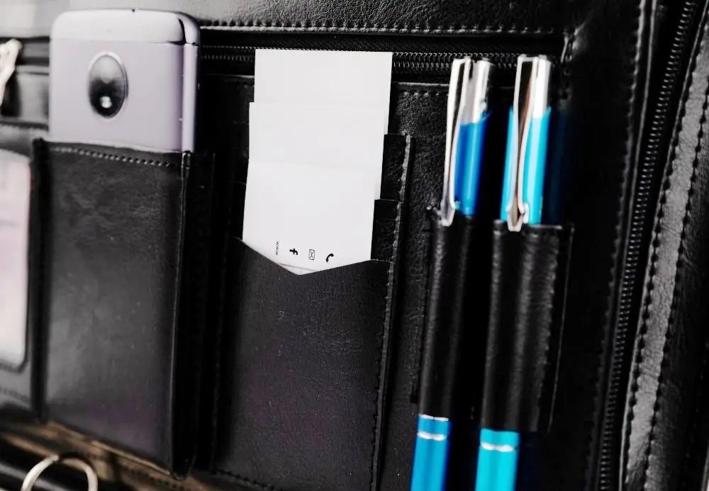 ФОТО КАРТИНКИ ЗОБРАЖЕННЯ Папка для документів Амо із шкірозамінника SSBW01 black РОЗДРІБ ОПТ ГУРТ ГУРТОМ ОПТОМ! З ЄВРОПИ! ЯКІСТЬ! Купити Львів Характеристики Ціна Оплата Доставка "БОГОДАР" ІНТЕРНЕТ-МАГАЗИН Огляд Рейтинг Порівняння Як вибрати Якісний