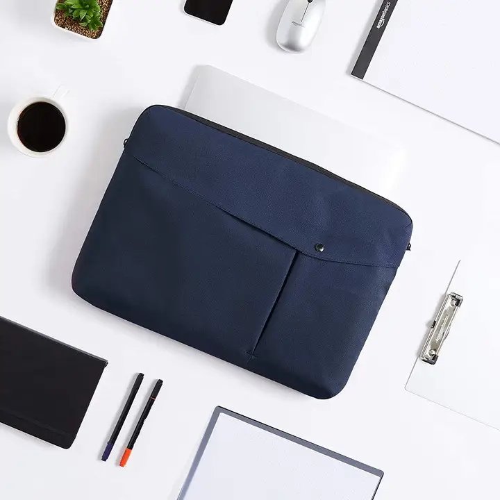 ФОТО КАРТИНКИ ЗОБРАЖЕННЯ Сумка для ноутбуків Amazon Basics синій S1645412  17"  РОЗДРІБ ОПТ ГУРТ ГУРТОМ ОПТОМ! З ЄВРОПИ! ЯКІСТЬ! Купити Львів Характеристики Ціна Оплата Доставка "БОГОДАР" ІНТЕРНЕТ-МАГАЗИН Огляд Рейтинг Порівняння Як вибрати Якісний