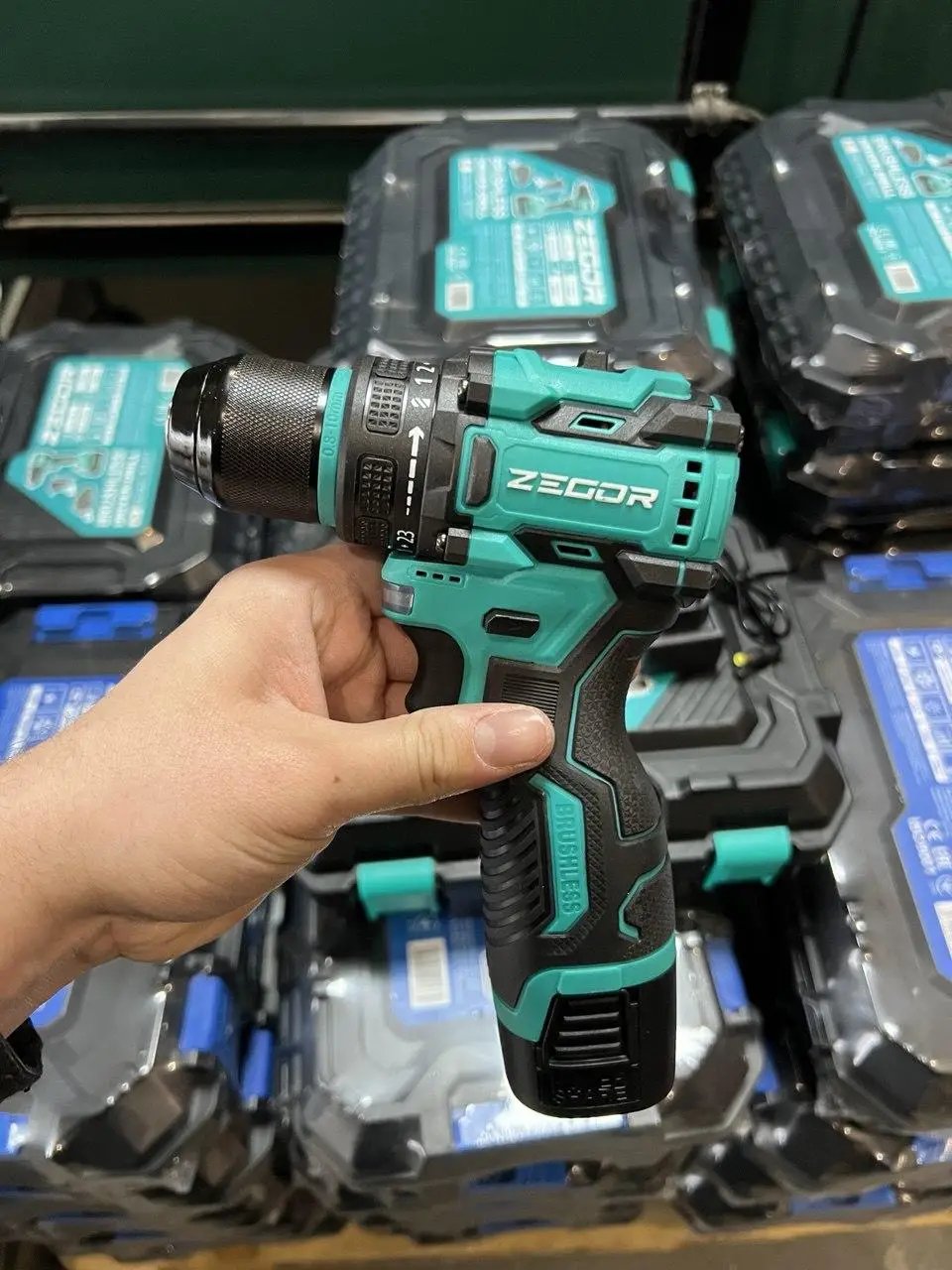 ФОТО КАРТИНКИ ЗОБРАЖЕННЯ Шуруповерт акумуляторний безщітковий ZEGOR CDB-16BL (акуми 2Ah 2шт і зарядка) РОЗДРІБ ОПТ ГУРТ ГУРТОМ ОПТОМ! З ЄВРОПИ! ЯКІСТЬ! Купити Львів Характеристики Ціна Оплата Доставка "БОГОДАР" ІНТЕРНЕТ-МАГАЗИН Огляд Рейтинг Порівняння Як вибрати Якісний