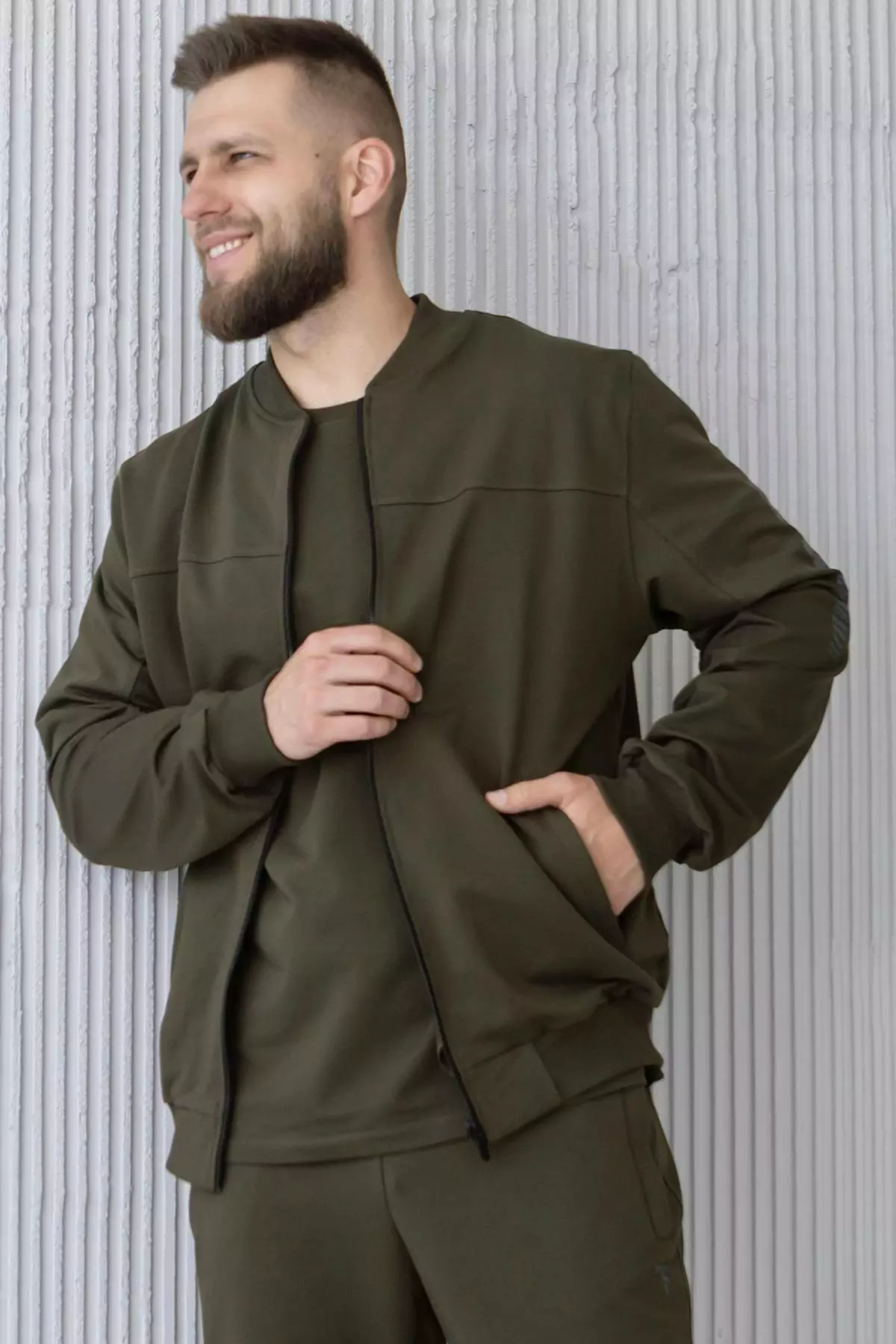 ФОТО КАРТИНКИ ЗОБРАЖЕННЯ Бомбер чоловічий TOTALFIT AM1-LD36 5XL Хакі РОЗДРІБ ОПТ ГУРТ ГУРТОМ ОПТОМ! З ЄВРОПИ! ЯКІСТЬ! Купити Львів Характеристики Ціна Оплата Доставка "БОГОДАР" ІНТЕРНЕТ-МАГАЗИН Огляд Рейтинг Порівняння Як вибрати Якісний