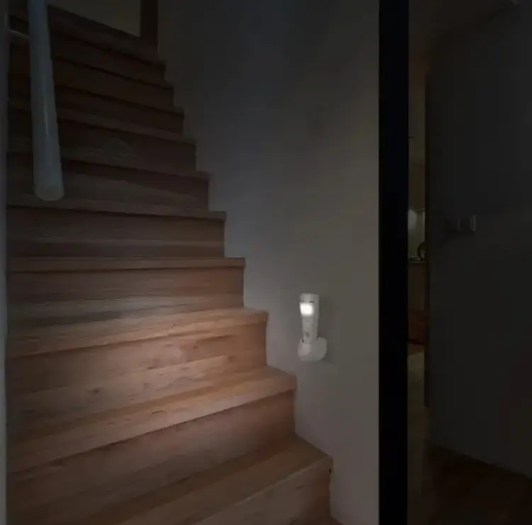 ФОТО КАРТИНКИ ЗОБРАЖЕННЯ Акумуляторний світлодіодний ліхтар, нічник з датчиком руху 3 в 1 Crivit IAN365115 РОЗДРІБ ОПТ ГУРТ ГУРТОМ ОПТОМ! З ЄВРОПИ! ЯКІСТЬ! Купити Львів Характеристики Ціна Оплата Доставка "БОГОДАР" ІНТЕРНЕТ-МАГАЗИН Огляд Рейтинг Порівняння Як вибрати Якісний