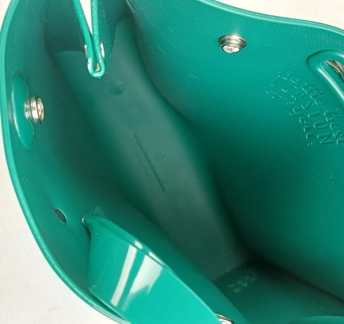 ФОТО КАРТИНКИ ЗОБРАЖЕННЯ Жіноча каучукова сумка-рюкзак трансформер ZAXY CLOSER BAG зелена RSZAXACBG green РОЗДРІБ ОПТ ГУРТ ГУРТОМ ОПТОМ! З ЄВРОПИ! ЯКІСТЬ! Купити Львів Характеристики Ціна Оплата Доставка "БОГОДАР" ІНТЕРНЕТ-МАГАЗИН Огляд Рейтинг Порівняння Як вибрати Якісний