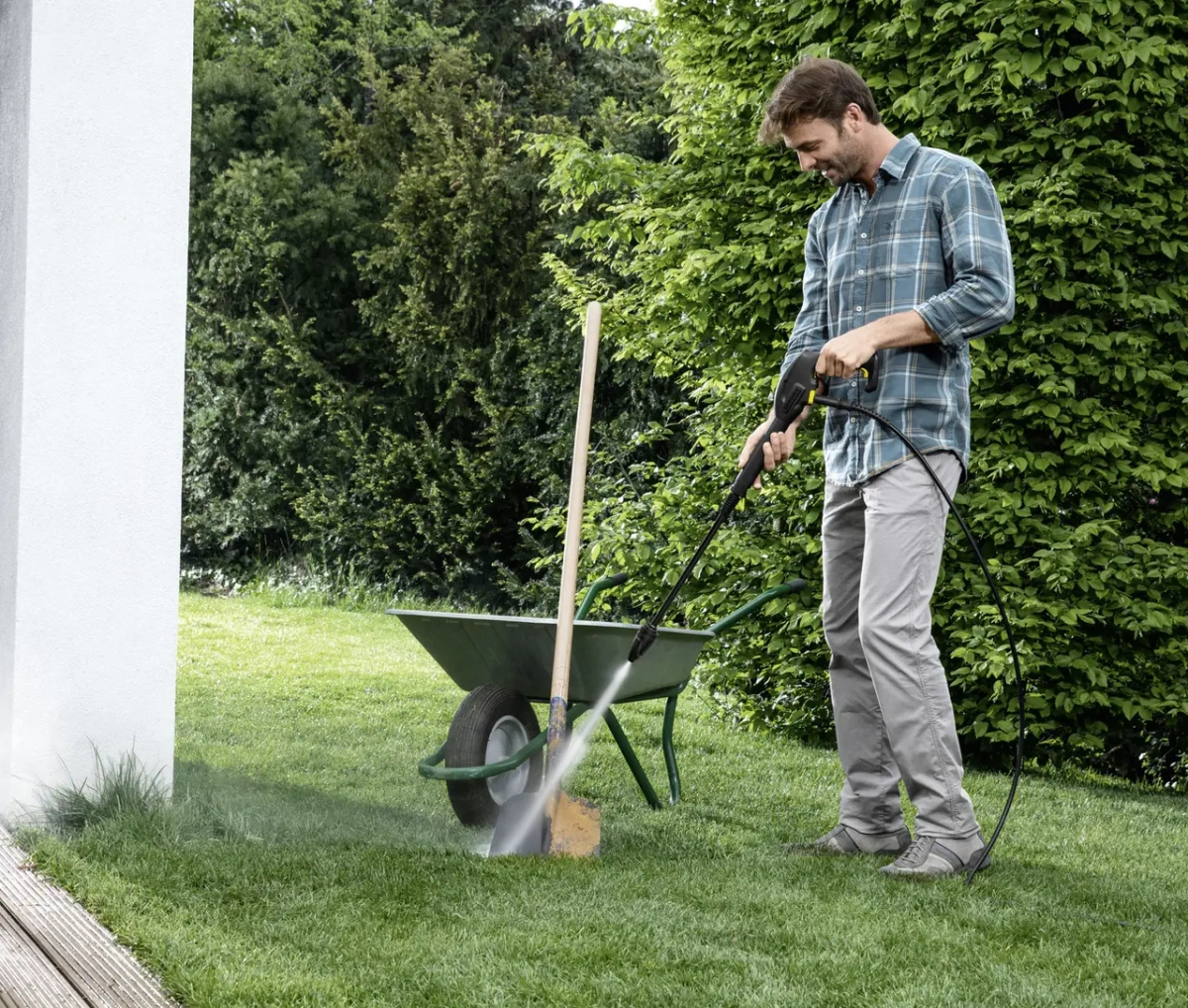 ФОТО КАРТИНКИ ЗОБРАЖЕННЯ Потужна мінімийка високого тиску KARCHER K 2 Universal Edition : 1400 Вт, тиск 110 бар, 360 л/год РОЗДРІБ ОПТ ГУРТ ГУРТОМ ОПТОМ! З ЄВРОПИ! ЯКІСТЬ! Купити Львів Характеристики Ціна Оплата Доставка "БОГОДАР" ІНТЕРНЕТ-МАГАЗИН Огляд Рейтинг Порівняння Як вибрати Якісний