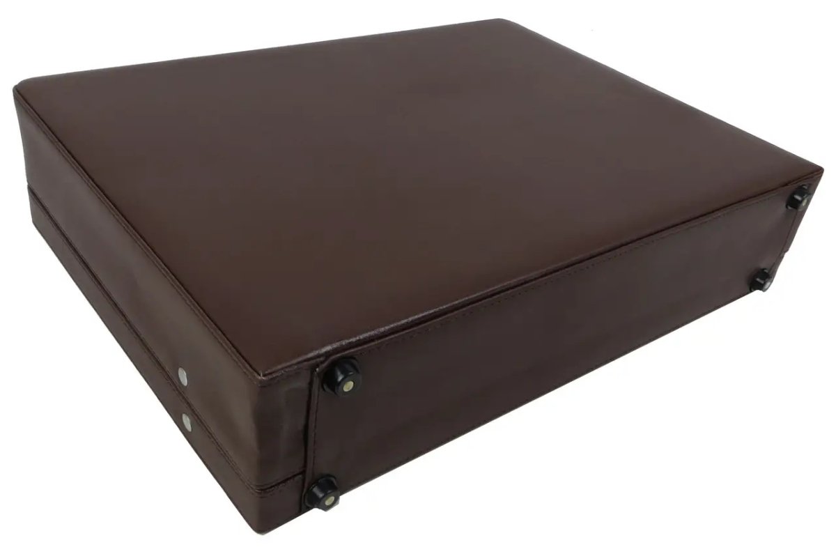 ФОТО КАРТИНКИ ЗОБРАЖЕННЯ Дипломат із еко шкіри PORTFOLIO коричневий S1645450 РОЗДРІБ ОПТ ГУРТ ГУРТОМ ОПТОМ! З ЄВРОПИ! ЯКІСТЬ! Купити Львів Характеристики Ціна Оплата Доставка "БОГОДАР" ІНТЕРНЕТ-МАГАЗИН Огляд Рейтинг Порівняння Як вибрати Якісний