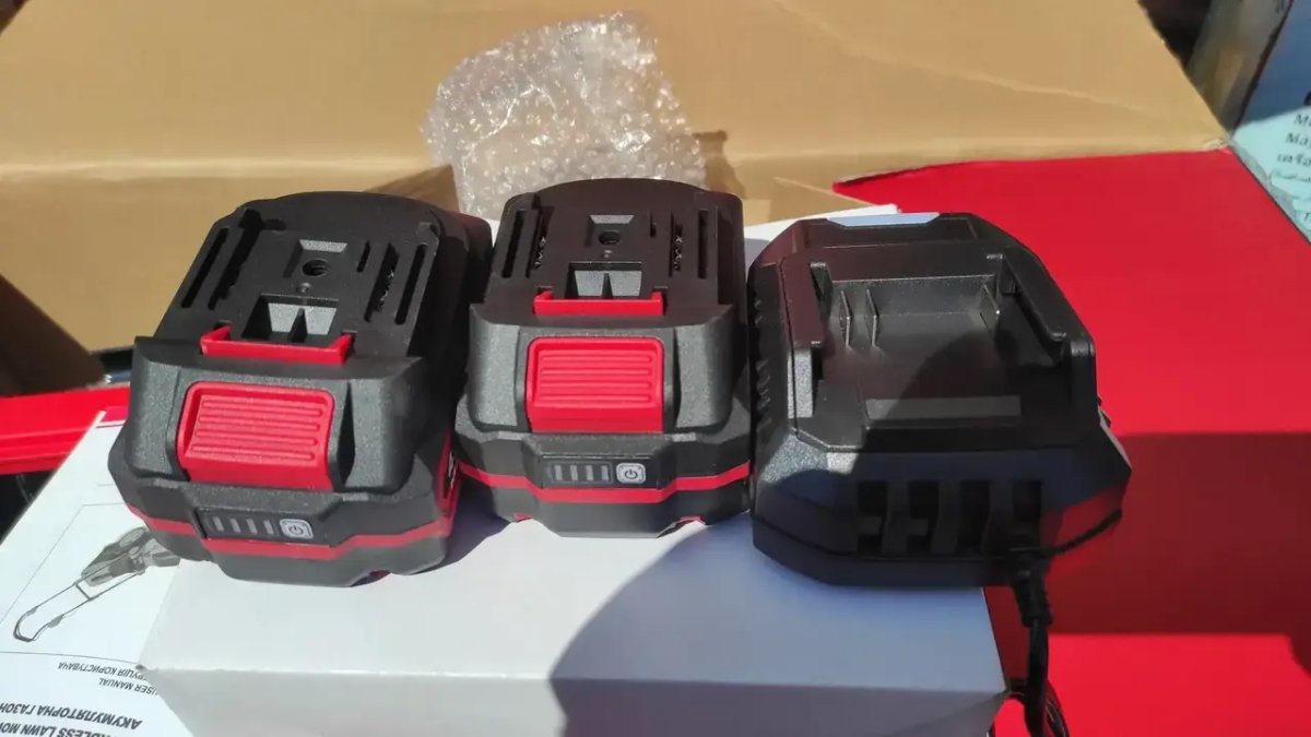 ФОТО КАРТИНКИ ЗОБРАЖЕННЯ Потужна акумуляторна газонокосарка EDON LM-42/1000 BL : з АКБ 2-шт-21V 4.0 Ah + ЗП (LM-42/1000 BL) РОЗДРІБ ОПТ ГУРТ ГУРТОМ ОПТОМ! З ЄВРОПИ! ЯКІСТЬ! Купити Львів Характеристики Ціна Оплата Доставка "БОГОДАР" ІНТЕРНЕТ-МАГАЗИН Огляд Рейтинг Порівняння Як вибрати Якісний