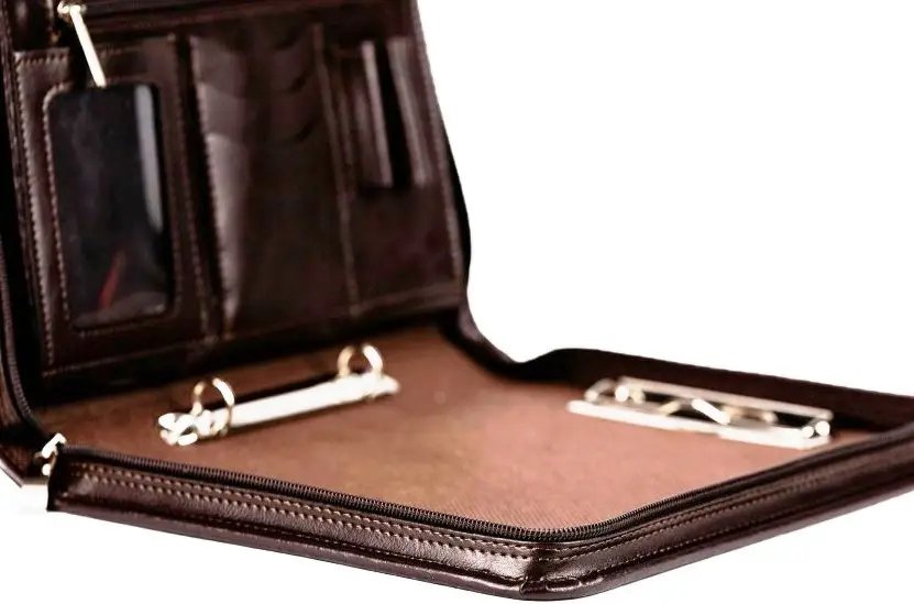 ФОТО КАРТИНКИ ЗОБРАЖЕННЯ Папка для документів з екошкіри Amo Ssbw08 brown РОЗДРІБ ОПТ ГУРТ ГУРТОМ ОПТОМ! З ЄВРОПИ! ЯКІСТЬ! Купити Львів Характеристики Ціна Оплата Доставка "БОГОДАР" ІНТЕРНЕТ-МАГАЗИН Огляд Рейтинг Порівняння Як вибрати Якісний