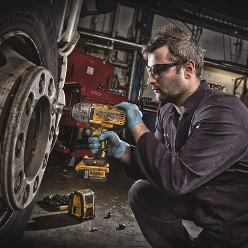 ФОТО КАРТИНКИ ЗОБРАЖЕННЯ Гайковерт ударний акумуляторний безщітковий DEWALT DCF899HNT РОЗДРІБ ОПТ ГУРТ ГУРТОМ ОПТОМ! З ЄВРОПИ! ЯКІСТЬ! Купити Львів Характеристики Ціна Оплата Доставка "БОГОДАР" ІНТЕРНЕТ-МАГАЗИН Огляд Рейтинг Порівняння Як вибрати Якісний