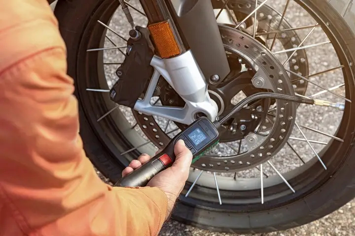 ФОТО КАРТИНКИ ЗОБРАЖЕННЯ Акумуляторний насос BOSCH EasyPump 3.6 V (0603947000) РОЗДРІБ ОПТ ГУРТ ГУРТОМ ОПТОМ! З ЄВРОПИ! ЯКІСТЬ! Купити Львів Характеристики Ціна Оплата Доставка "БОГОДАР" ІНТЕРНЕТ-МАГАЗИН Огляд Рейтинг Порівняння Як вибрати Якісний