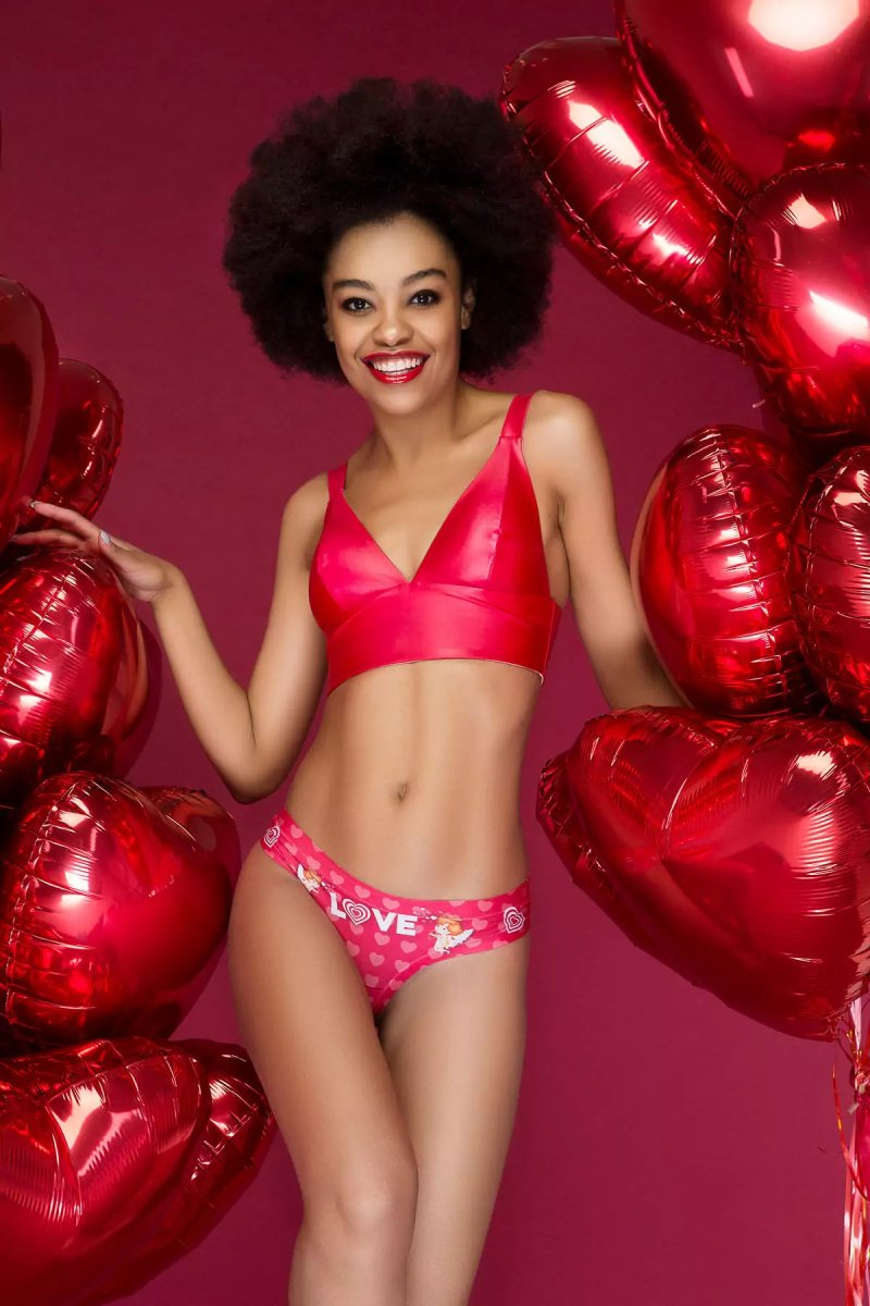 ФОТО КАРТИНКИ ЗОБРАЖЕННЯ Труси-танга жіночі TOTALFIT XP2K4-P7 XXS CUPID РОЗДРІБ ОПТ ГУРТ ГУРТОМ ОПТОМ! З ЄВРОПИ! ЯКІСТЬ! Купити Львів Характеристики Ціна Оплата Доставка "БОГОДАР" ІНТЕРНЕТ-МАГАЗИН Огляд Рейтинг Порівняння Як вибрати Якісний