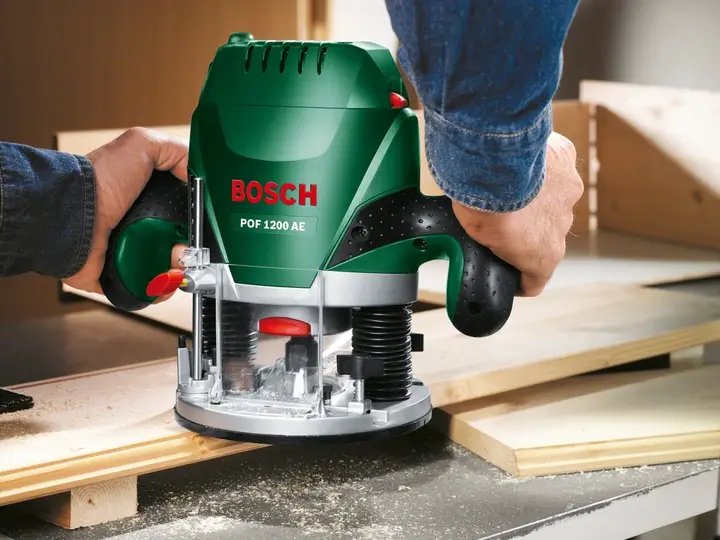 ФОТО КАРТИНКИ ЗОБРАЖЕННЯ Професійний ручний столярний фрезер по дереву BOSCH POF 1200 AE : 1200 Вт, 6-8 цанга, 28000 об/хв,електрофрезер (060326A100) РОЗДРІБ ОПТ ГУРТ ГУРТОМ ОПТОМ! З ЄВРОПИ! ЯКІСТЬ! Купити Львів Характеристики Ціна Оплата Доставка "БОГОДАР" ІНТЕРНЕТ-МАГАЗИН Огляд Рейтинг Порівняння Як вибрати Якісний
