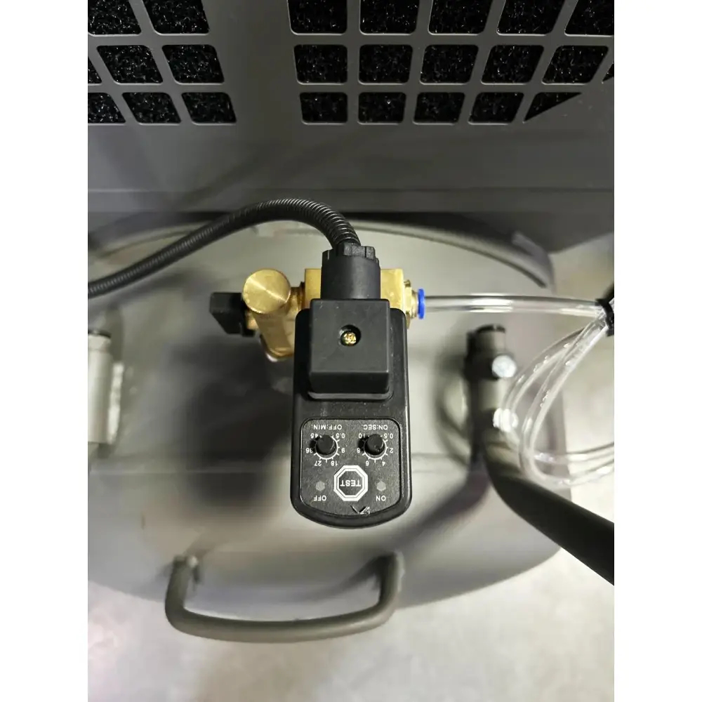 ФОТО КАРТИНКИ ЗОБРАЖЕННЯ Гвинтовий повітряний компресор GTM DLG7.5V/inv : 200 л, масляний, 380В/інвертор/кожух (25143) РОЗДРІБ ОПТ ГУРТ ГУРТОМ ОПТОМ! З ЄВРОПИ! ЯКІСТЬ! Купити Львів Характеристики Ціна Оплата Доставка "БОГОДАР" ІНТЕРНЕТ-МАГАЗИН Огляд Рейтинг Порівняння Як вибрати Якісний