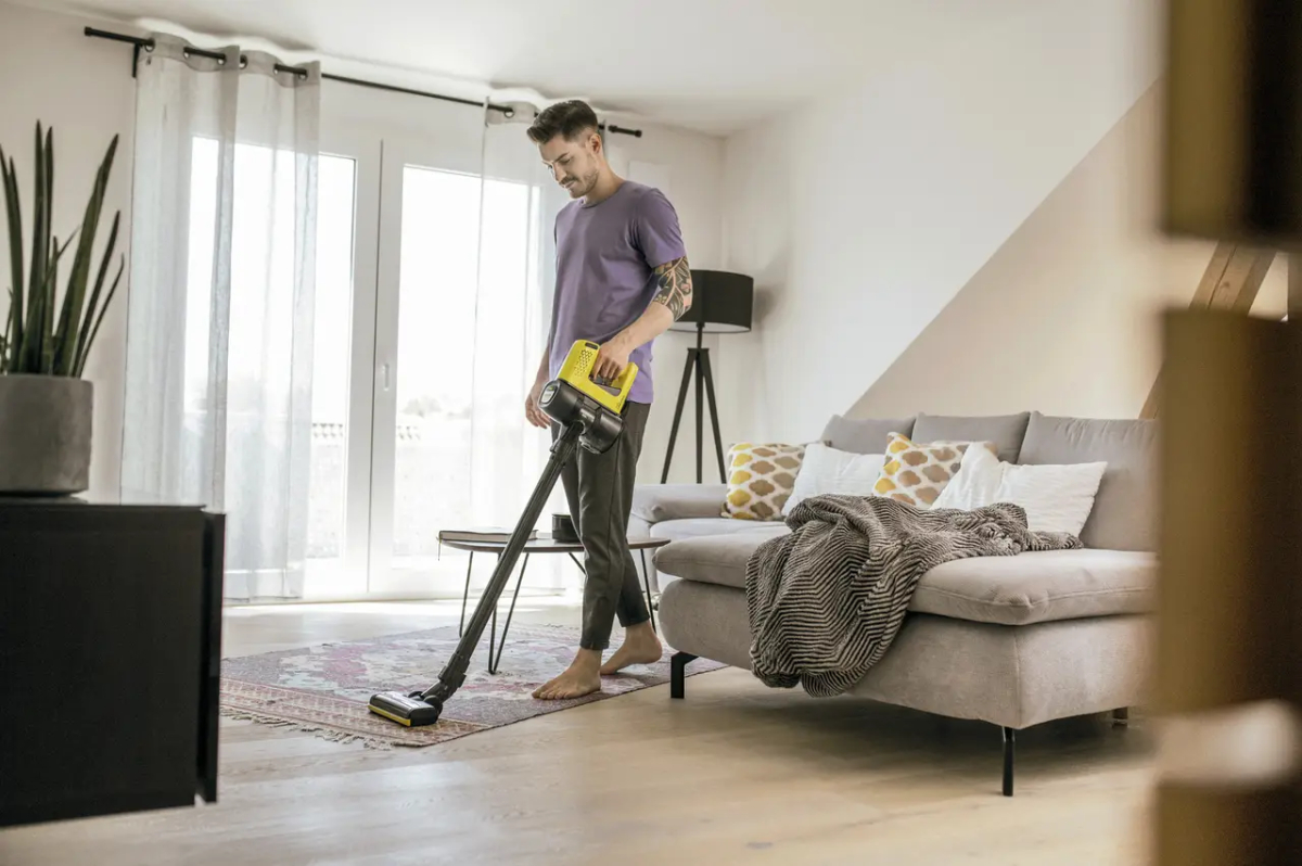 ФОТО КАРТИНКИ ЗОБРАЖЕННЯ Професійний акумуляторний пилосос KARCHER VC 4 Cordless myHome (1.198-620.0) РОЗДРІБ ОПТ ГУРТ ГУРТОМ ОПТОМ! З ЄВРОПИ! ЯКІСТЬ! Купити Львів Характеристики Ціна Оплата Доставка "БОГОДАР" ІНТЕРНЕТ-МАГАЗИН Огляд Рейтинг Порівняння Як вибрати Якісний