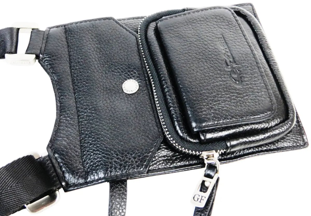 ФОТО КАРТИНКИ ЗОБРАЖЕННЯ Чоловіча шкіряна сумка на плече GIORGIO FERRETTI чорна B90001 Black РОЗДРІБ ОПТ ГУРТ ГУРТОМ ОПТОМ! З ЄВРОПИ! ЯКІСТЬ! Купити Львів Характеристики Ціна Оплата Доставка "БОГОДАР" ІНТЕРНЕТ-МАГАЗИН Огляд Рейтинг Порівняння Як вибрати Якісний