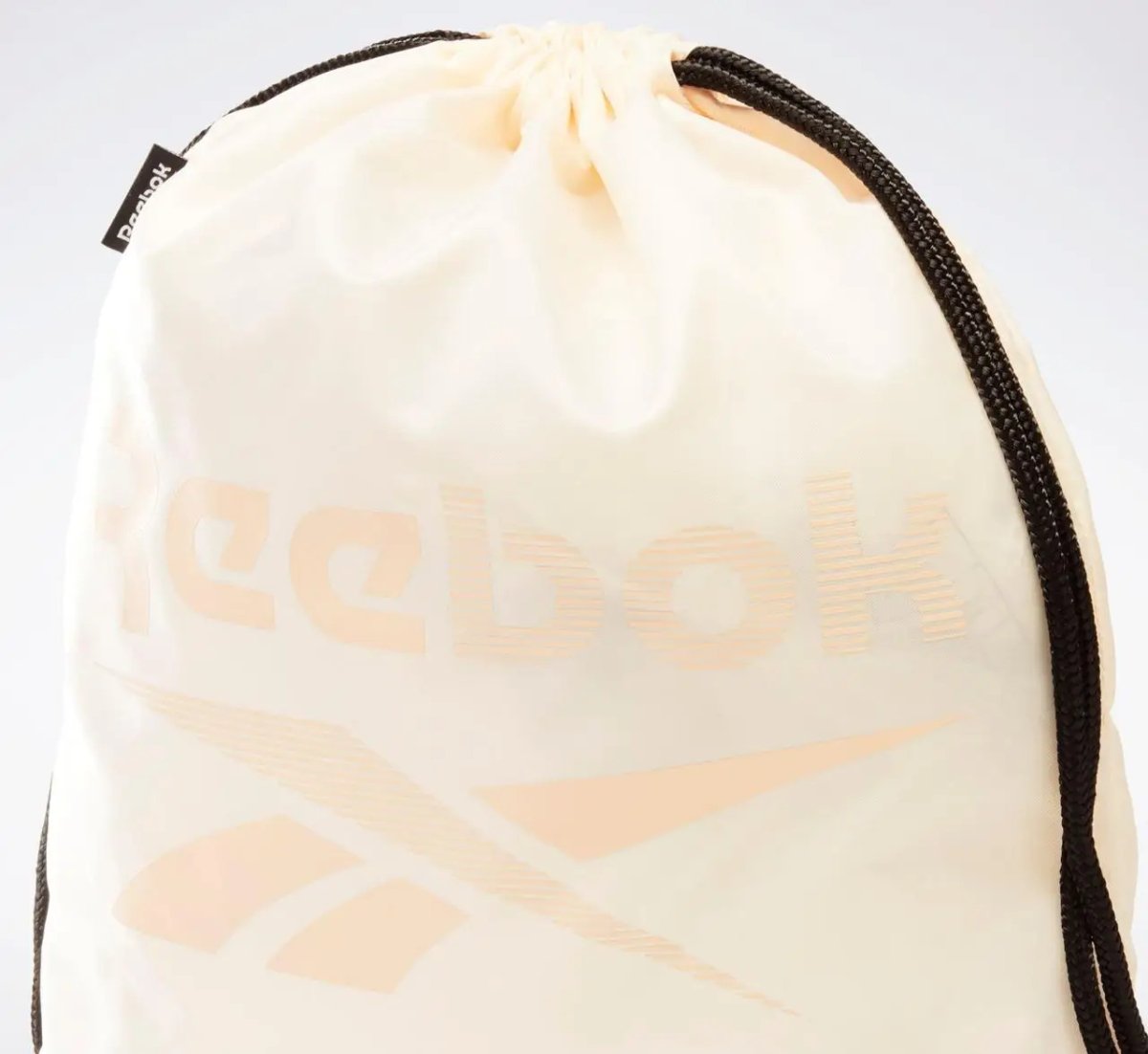 ФОТО КАРТИНКИ ЗОБРАЖЕННЯ Спортивний рюкзак, торбинка 15L REEBOK TRAINING ESSENTIALS бежева SGM6016  РОЗДРІБ ОПТ ГУРТ ГУРТОМ ОПТОМ! З ЄВРОПИ! ЯКІСТЬ! Купити Львів Характеристики Ціна Оплата Доставка "БОГОДАР" ІНТЕРНЕТ-МАГАЗИН Огляд Рейтинг Порівняння Як вибрати Якісний