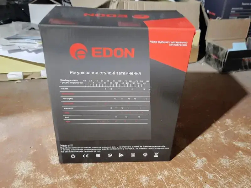 ФОТО КАРТИНКИ ЗОБРАЖЕННЯ Зварювальна маска хамелеон EDON ED 5000 : автозатемнення, 16 DIN, щиток зварника (ED5000) РОЗДРІБ ОПТ ГУРТ ГУРТОМ ОПТОМ! З ЄВРОПИ! ЯКІСТЬ! Купити Львів Характеристики Ціна Оплата Доставка "БОГОДАР" ІНТЕРНЕТ-МАГАЗИН Огляд Рейтинг Порівняння Як вибрати Якісний