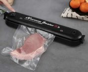 ФОТО КАРТИНКИ ЗОБРАЖЕННЯ Машинка для вакуумації і запаювання пакетів ВАКУМАТОР ECG Keep Freshness 8226, чорний / 8226 РОЗДРІБ ОПТ ГУРТ ГУРТОМ ОПТОМ! З ЄВРОПИ! ЯКІСТЬ! Купити Львів Характеристики Ціна Оплата Доставка "БОГОДАР" ІНТЕРНЕТ-МАГАЗИН Огляд Рейтинг Порівняння Як вибрати Якісний